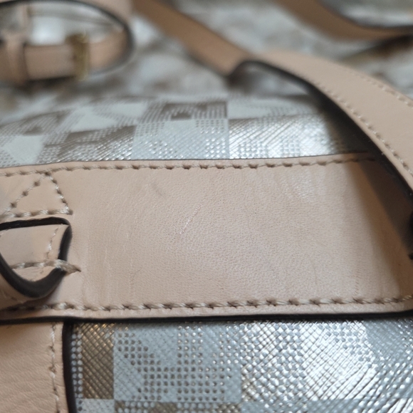 Michael Kors Beige and Gold Women's Backpack and Wallet Set - Picture 14 of 14